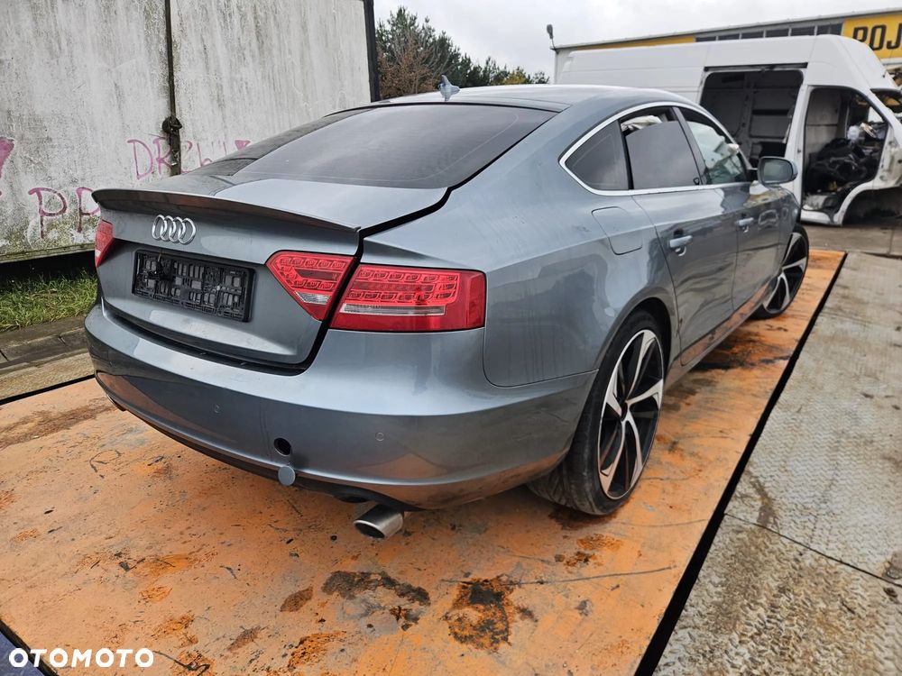 Audi A5 Sportback 2009-2011 Silnik 3.0 TDI (CCWA) 240 KM (176 kW) LY7E na części drzwi klapa silnik - 4