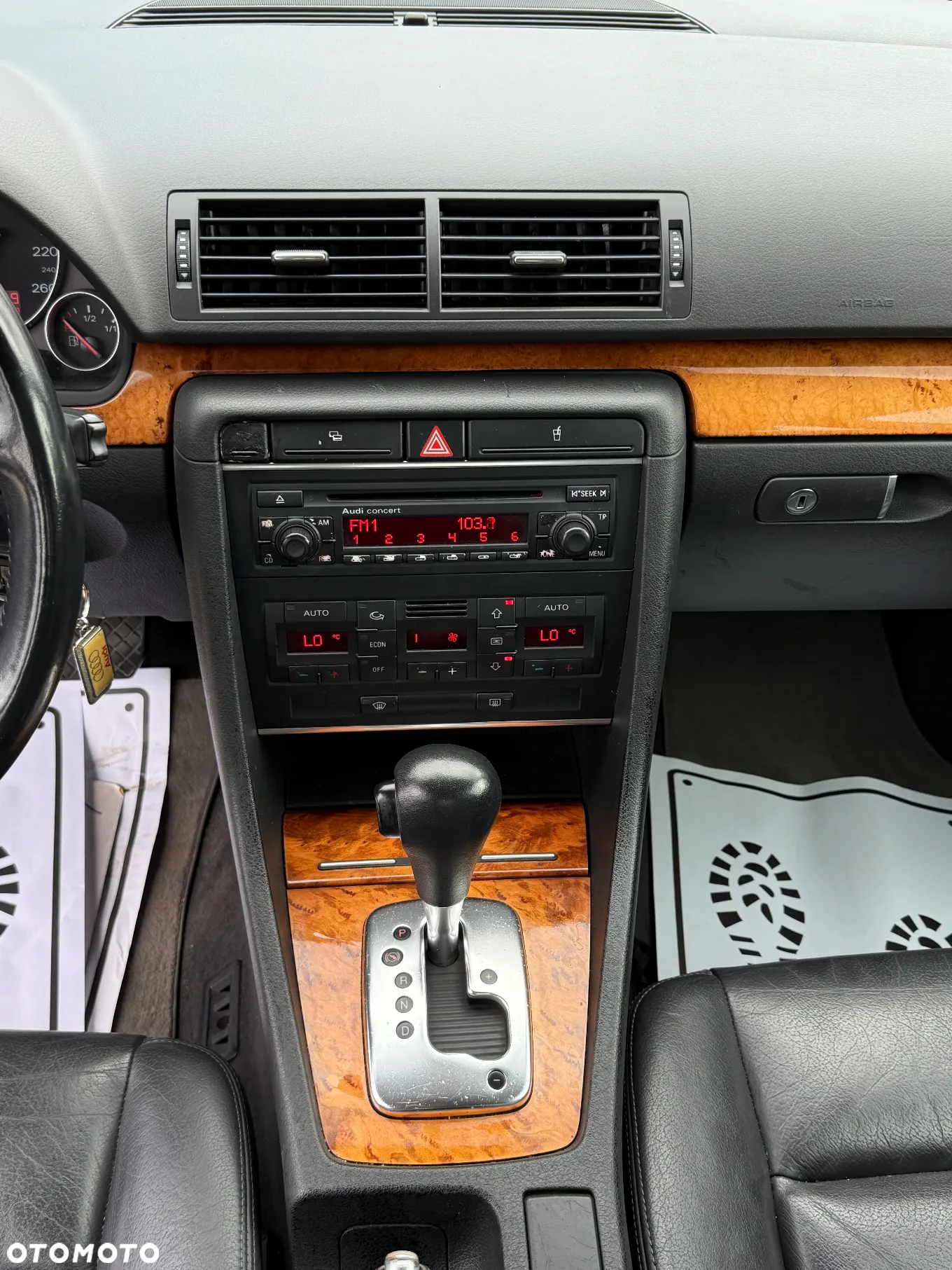Audi A4 2.4 Multitronic - 10