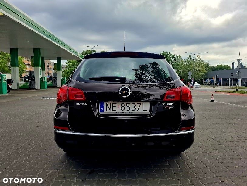 Opel Astra 1.4 T Cosmo - 33