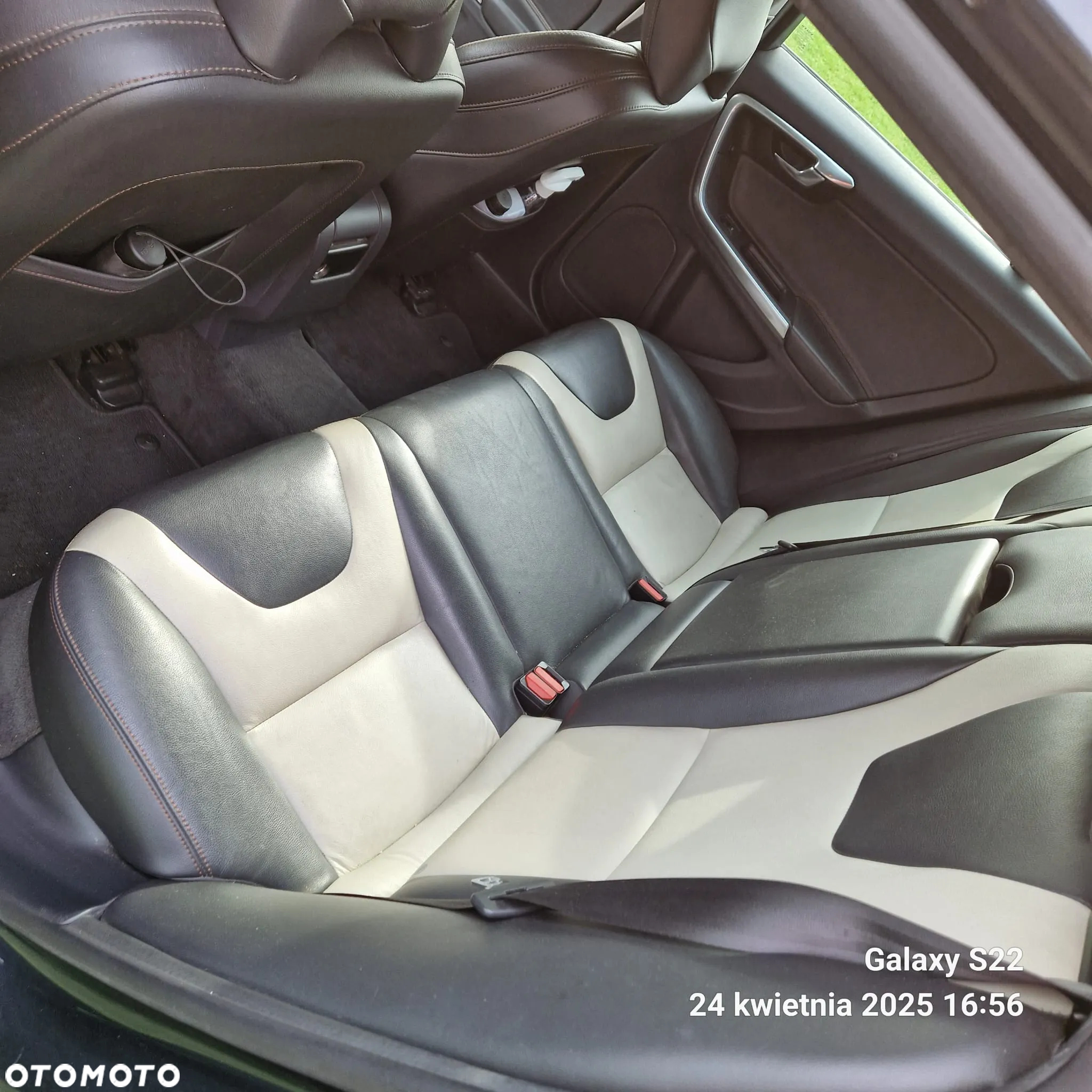Volvo V60 Cross Country D4 Drive-E Summum - 8
