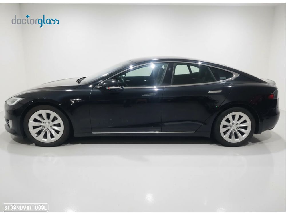 Tesla Model S 90D - 7