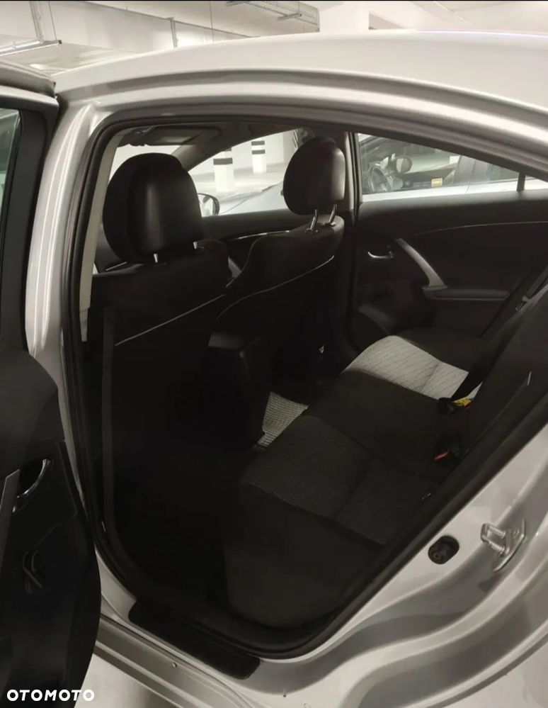Toyota Avensis 1.8 Active MS - 5