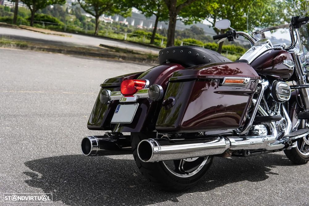 Harley-Davidson Road King Classic - 31