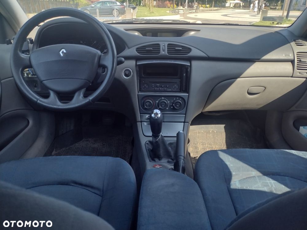 Renault Laguna - 5