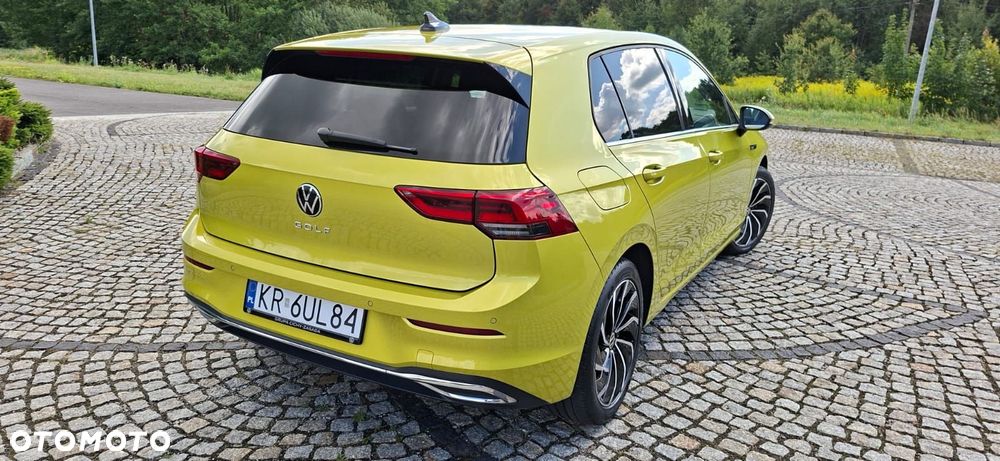 Volkswagen Golf - 10