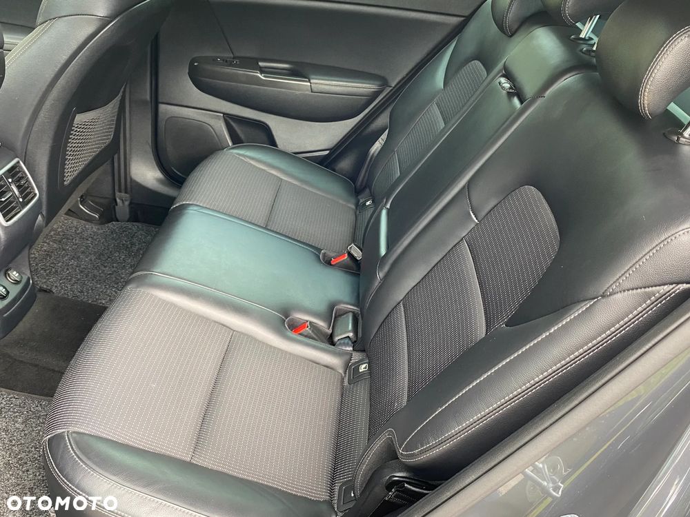 Kia Sportage 1.6 GDI Business Line 2WD - 26