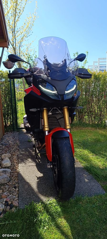 BMW XR - 10