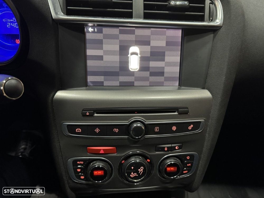 Citroën C4 1.6 BlueHDi Shine EAT6 - 21