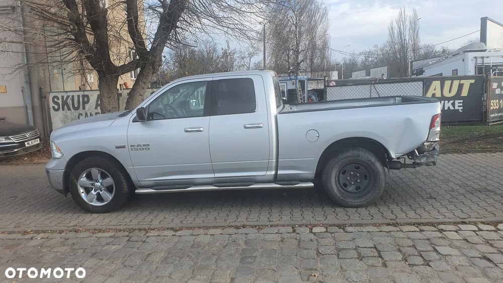 Dodge RAM - 16