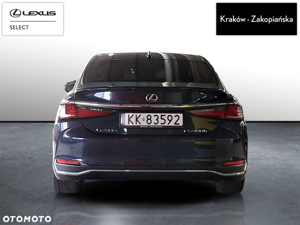 Lexus ES 300h Prestige - 9