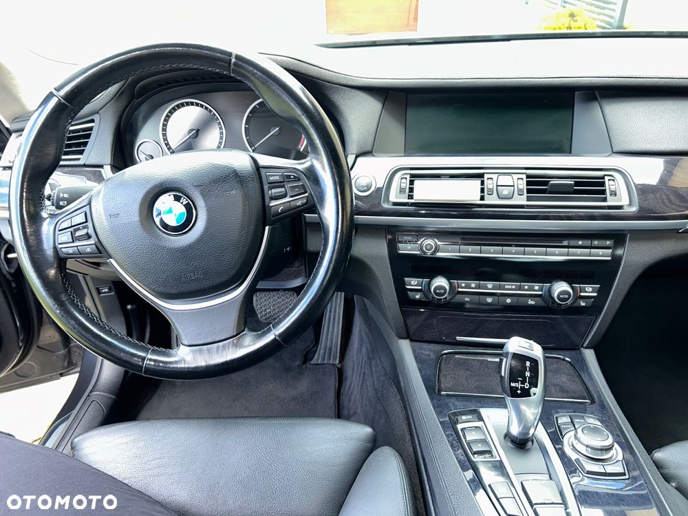 BMW Seria 7 730d - 15