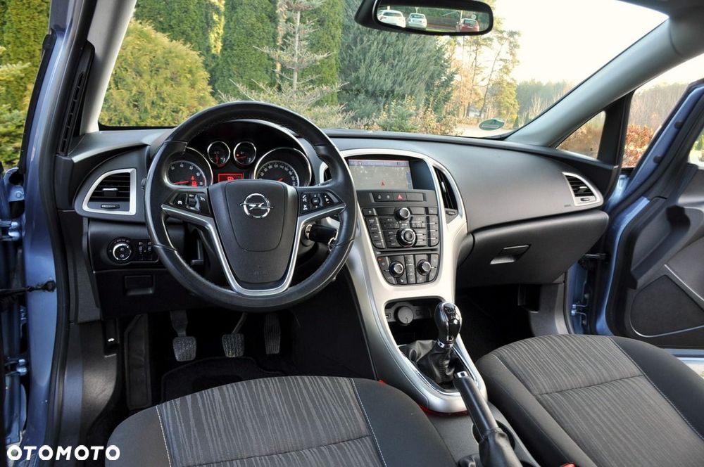 Opel Astra - 28