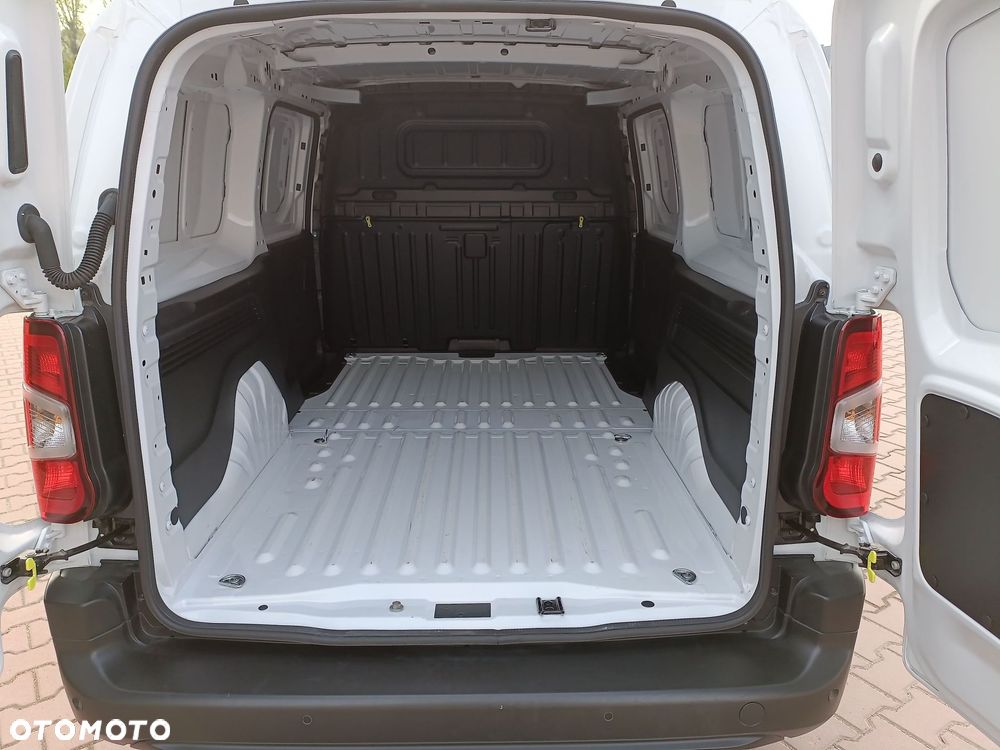 Toyota PROACE CITY - 17
