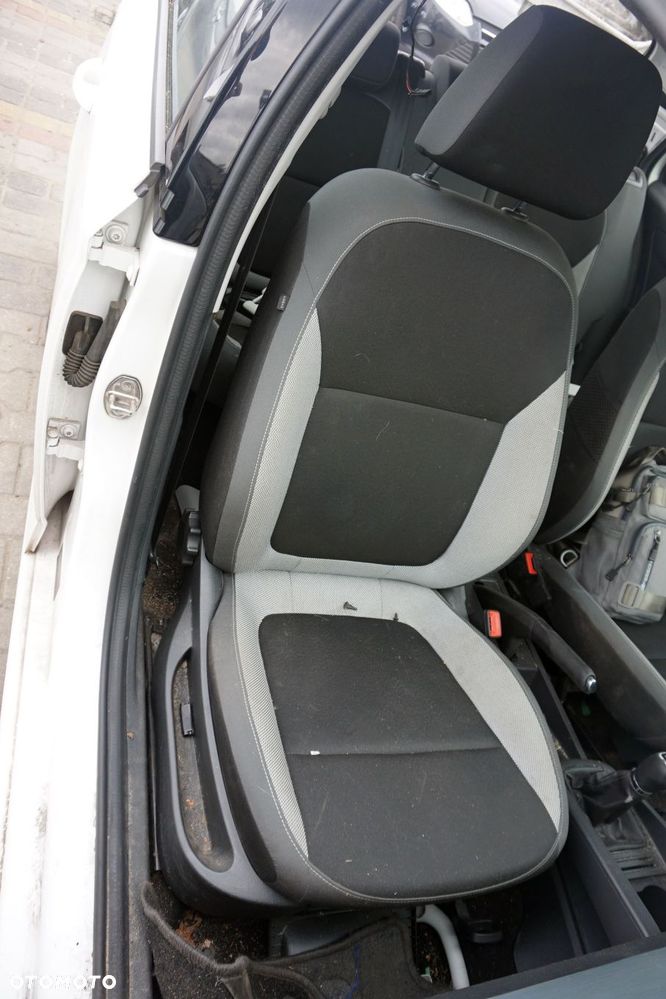 SKODA FABIA III NJ3 5D HB 2016 LF9E 1.0 12V CHYB 75KM QAE BIAŁY na części - 10