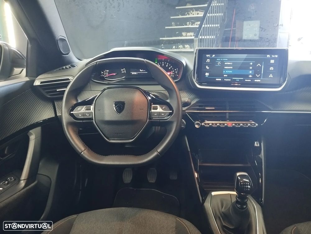 Peugeot 2008 1.2 PureTech Style - 13