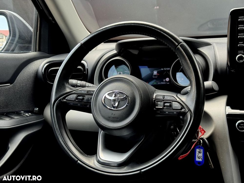 Toyota Yaris Cross - 10