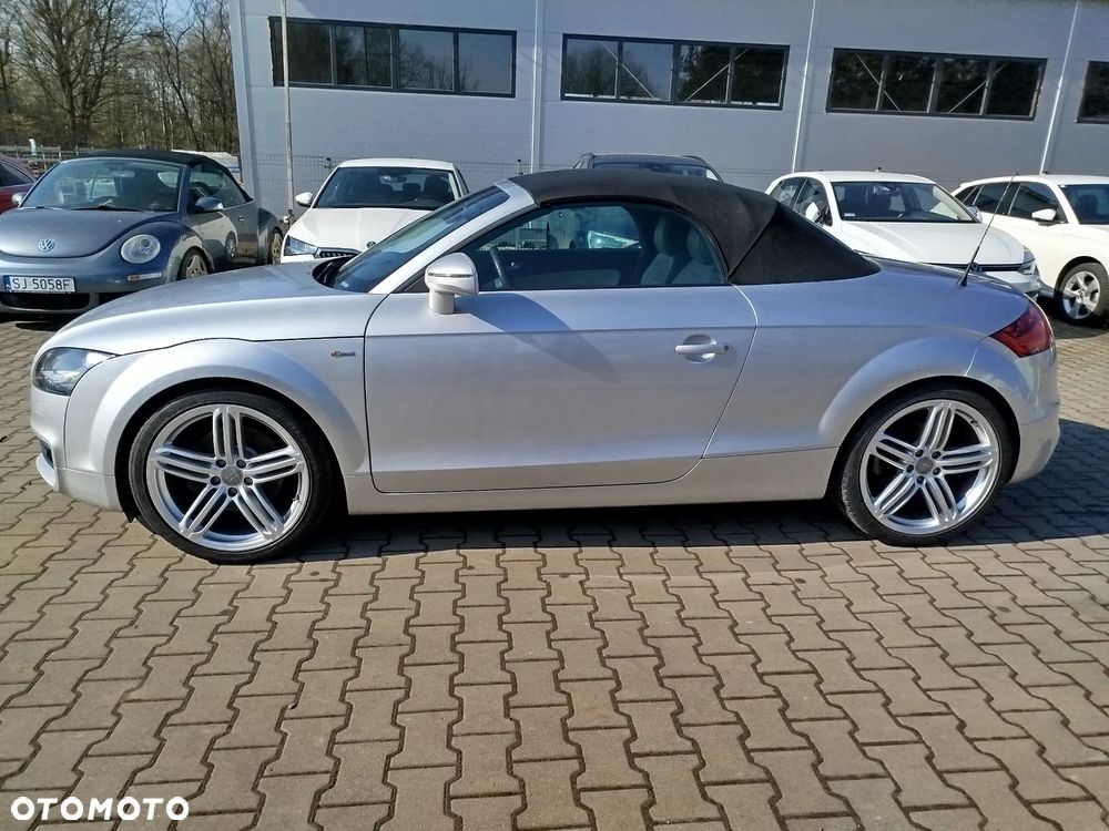 Audi TT Coupé - 16