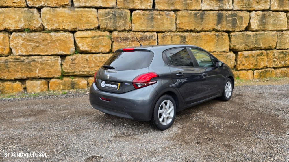 Peugeot 208 1.2 PureTech Style - 2