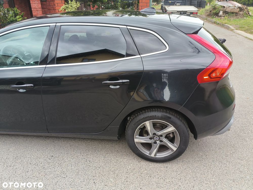 Volvo V40 D4 Drive-E R-Design Summum - 29