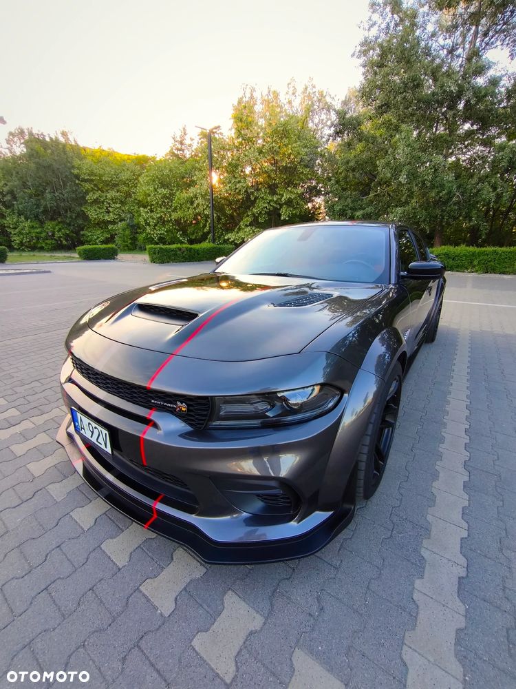 Dodge Charger 6.4 Scat Pack Widebody - 15