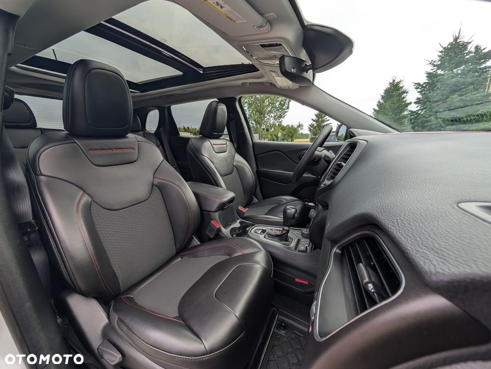 Jeep Cherokee 3.2 V6 Pentastar Active Drive Lock Autom Trailhawk - 24