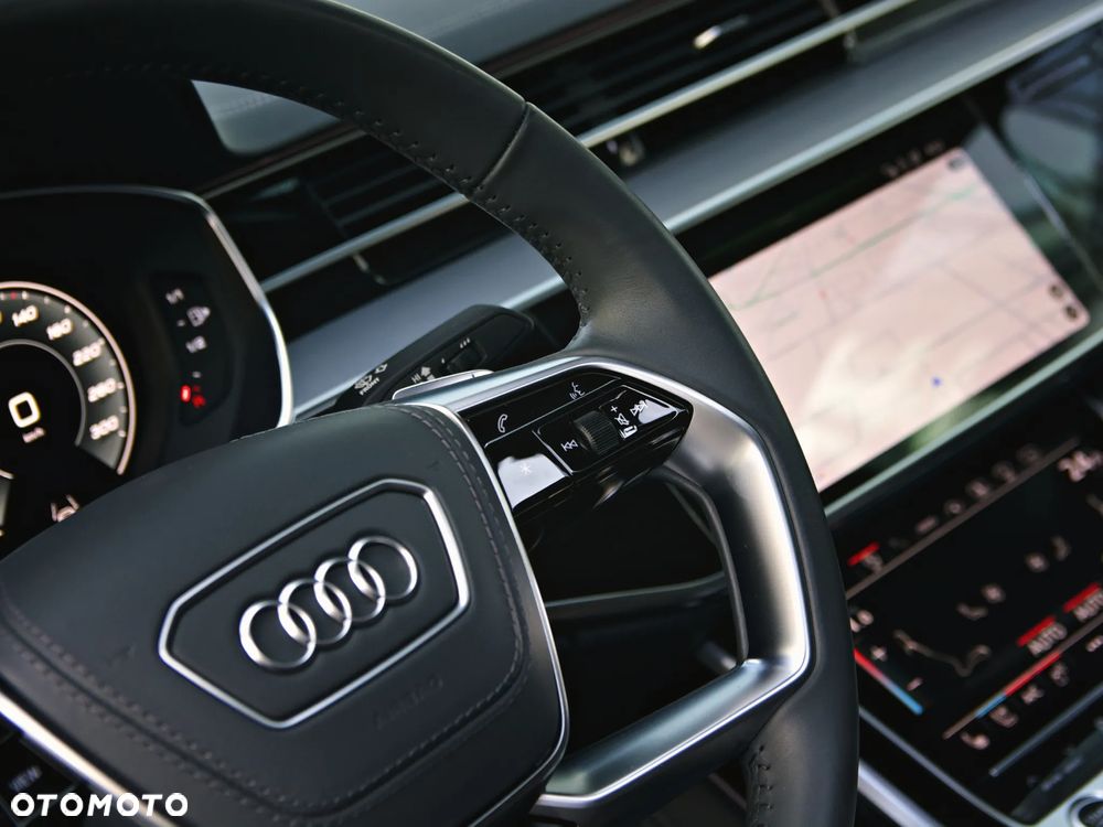 Audi A8 - 26