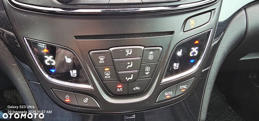 Opel Insignia 2.0 Bi Turbo CDTI 4x4 - 17