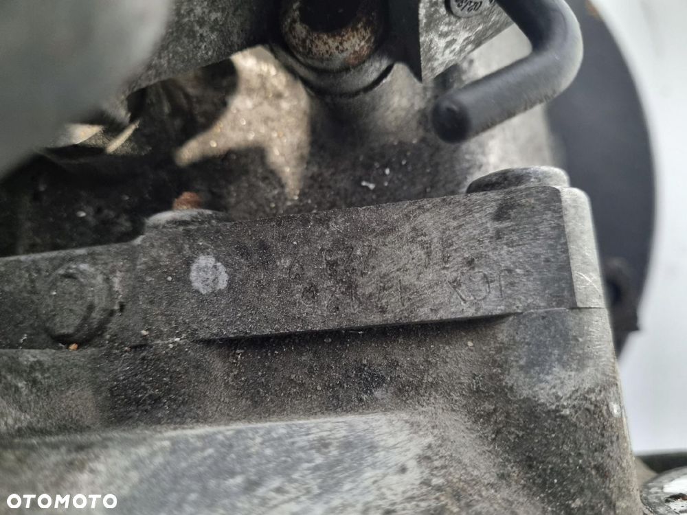 SKRZYNIA BIEGÓW VW Golf V Audi A3 II 8P 1.9 TDI manualna MANUAL JCX 5 BIEG - 2