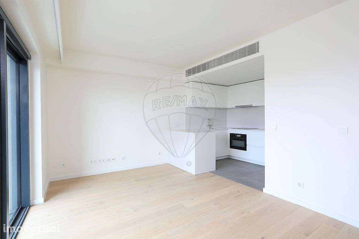 Apartamento T1 para arrendamento - Grande imagem: 2/32