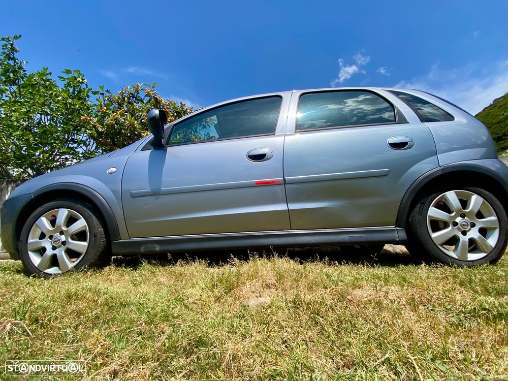 Opel Corsa 1.2 16V Cosmo - 12