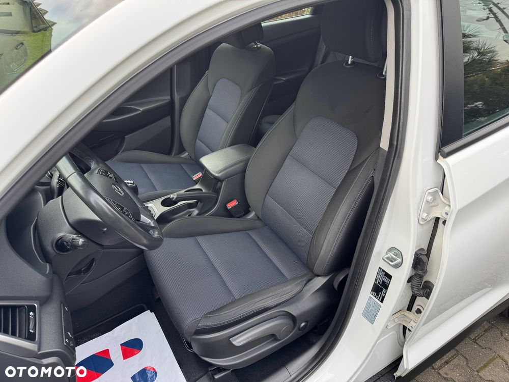 Hyundai Tucson 1.6 GDI BlueDrive Style 2WD - 22