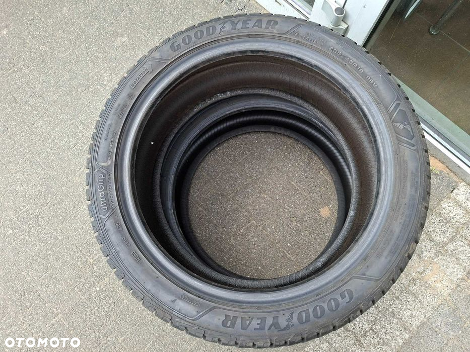 235/45R19 99V Goodyear Ultragrip performance + opona pojedyncza zimowa - 6