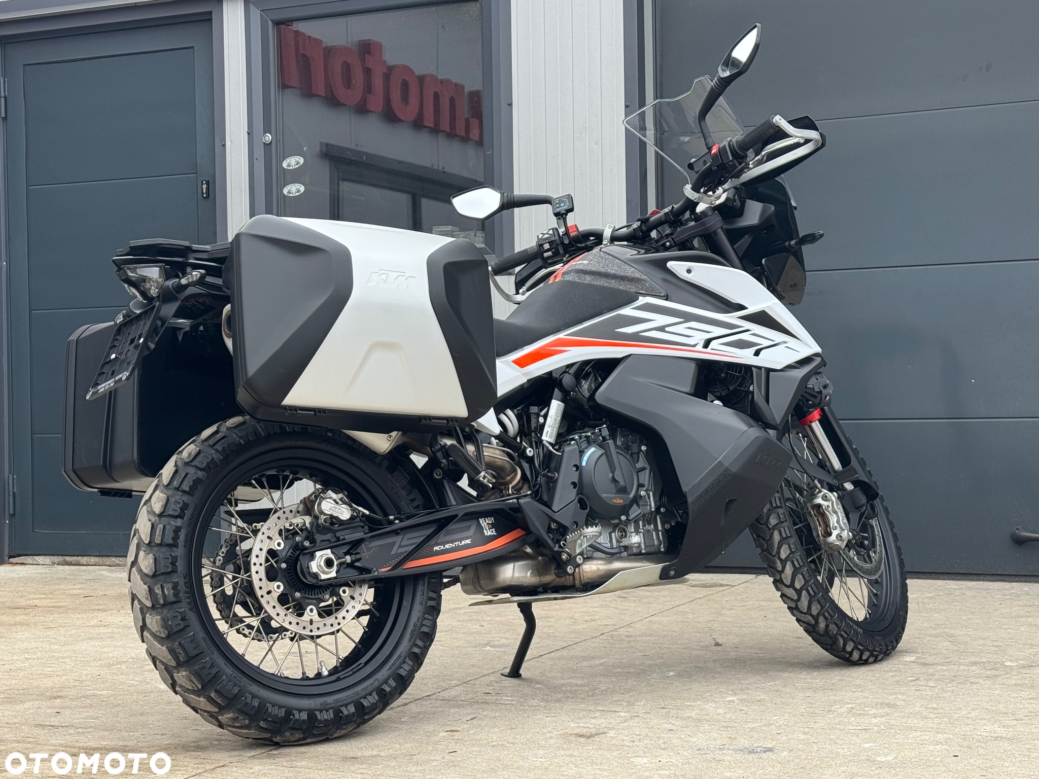 KTM Adventure - 4