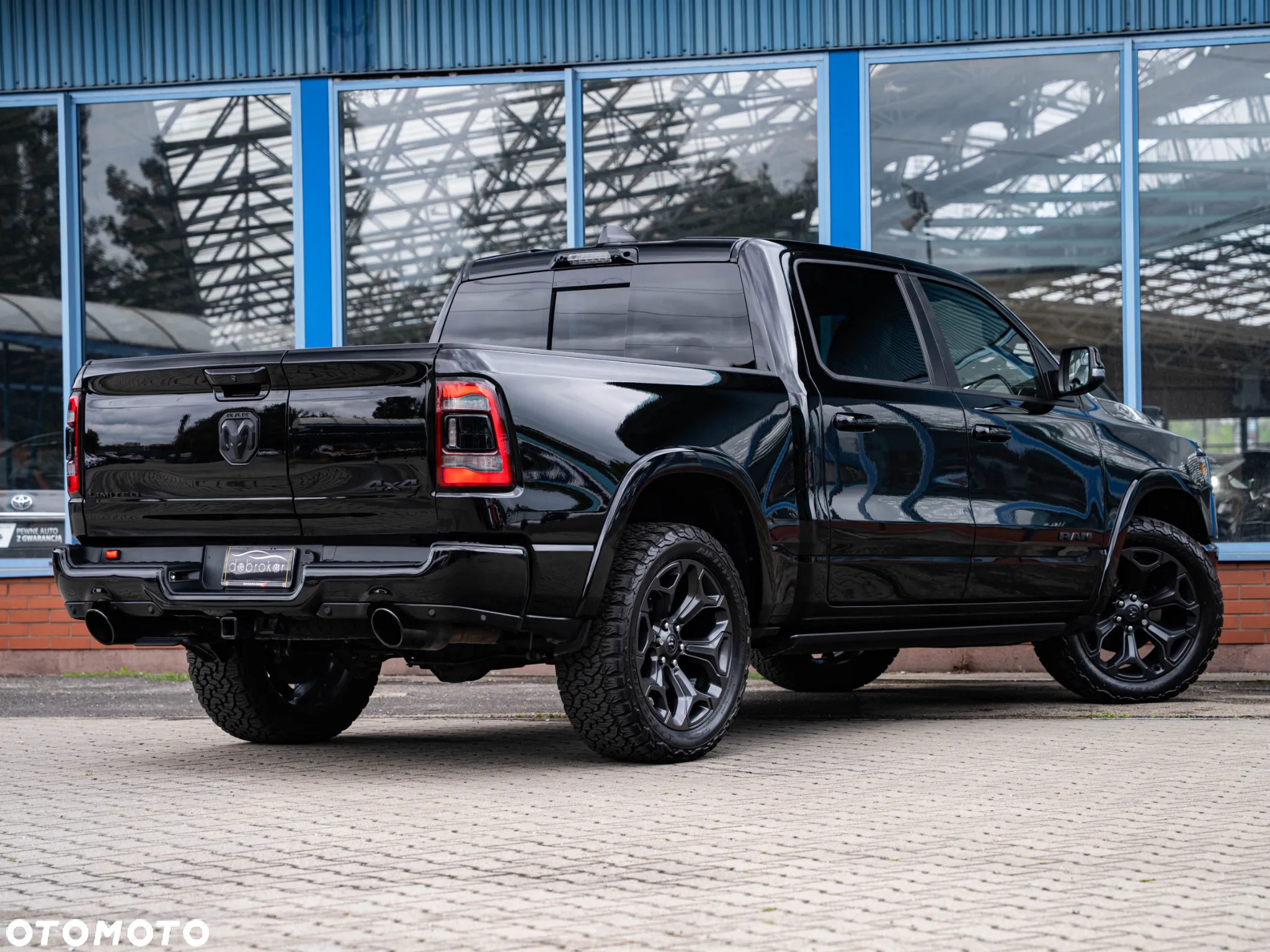 RAM 1500 Crew Cab Limited - 12