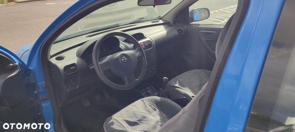 Opel Corsa - 4