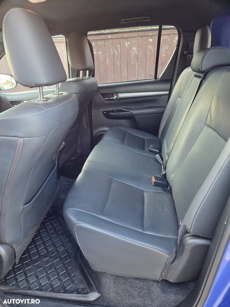 Toyota Hilux 2.8D 204CP 4x4 Double Cab AT Invincible - 22