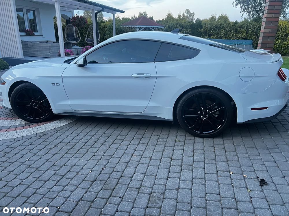 Ford Mustang 5.0 V8 GT - 10