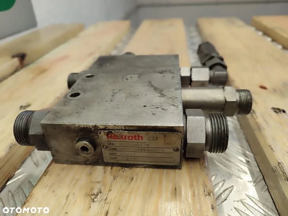 Zawór hydrauliczny R930060779 Rexroth - 6