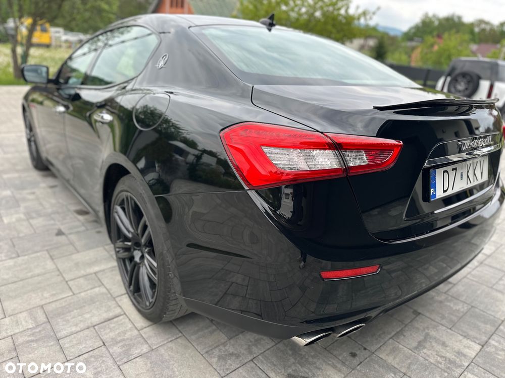 Maserati Ghibli GranLusso - 25