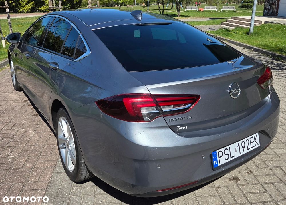 Opel Insignia - 8