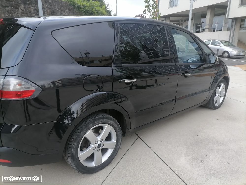 Ford S-Max 1.8 TDCi Titanium 7L - 4
