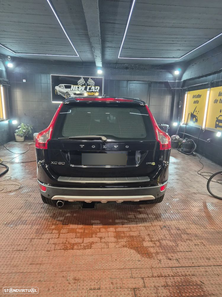 Volvo XC 60 2.0 D3 Drive Momentum - 6