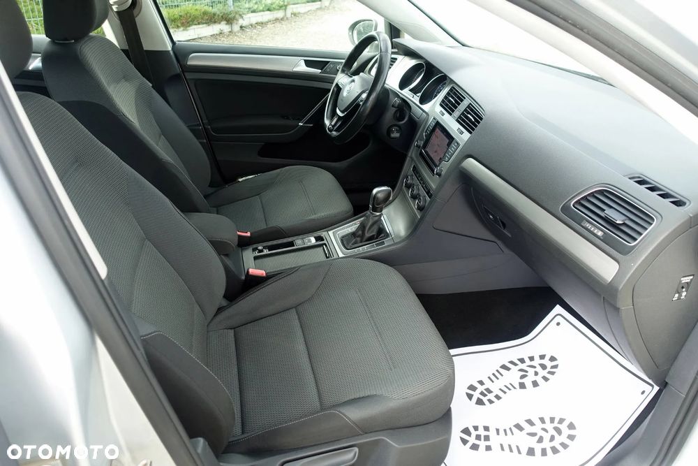 Volkswagen Golf Variant 2.0 TDI (BlueMotion Technology) DSG Comfortline - 11