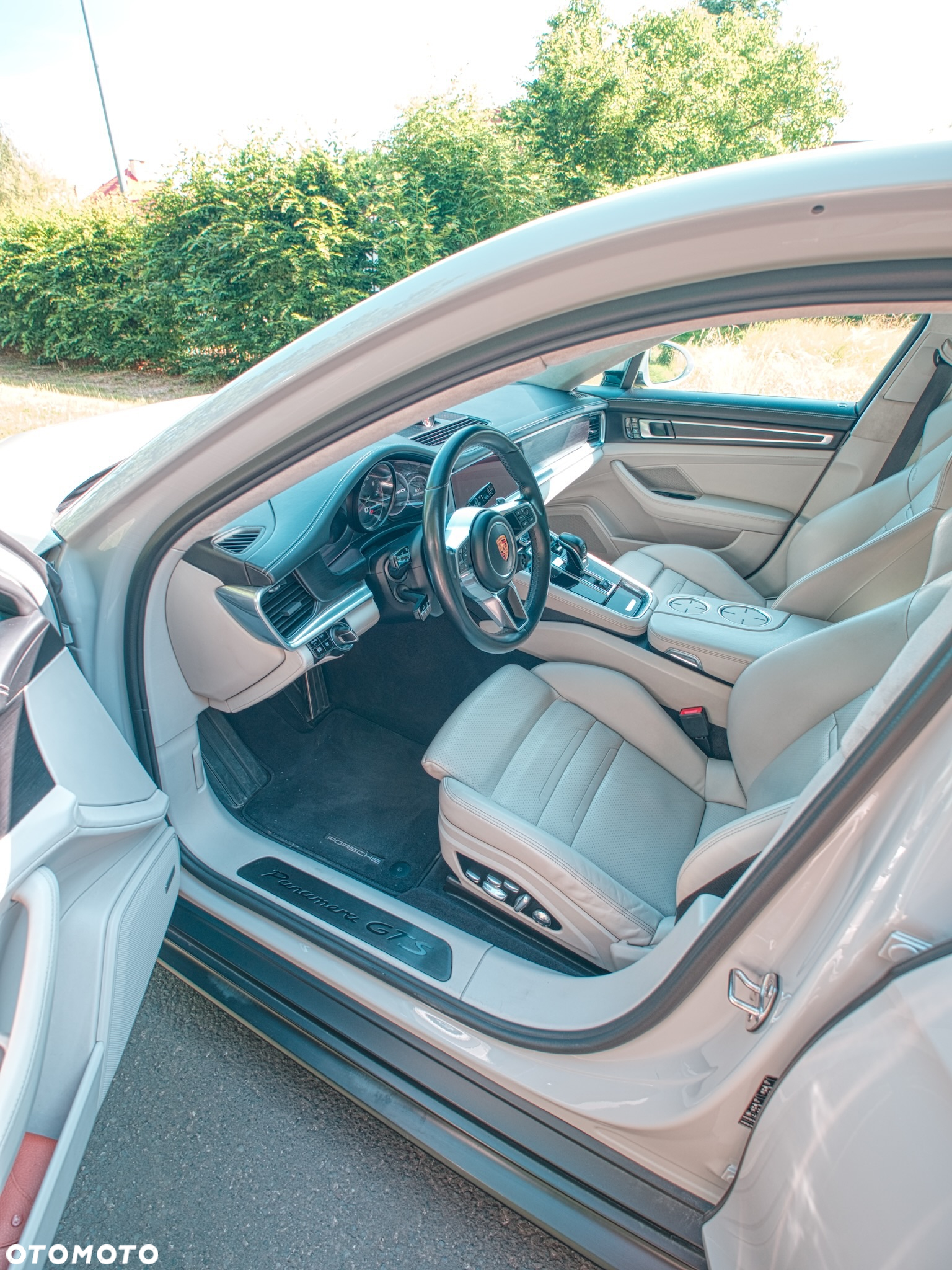 Porsche Panamera GTS GPF - 23