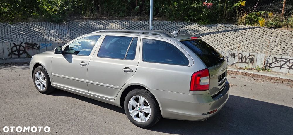 Skoda Octavia 1.6 TDI Ambition - 14