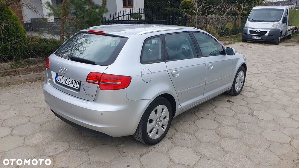 Audi A3 Sportback 2.0 TDI Attraction - 5