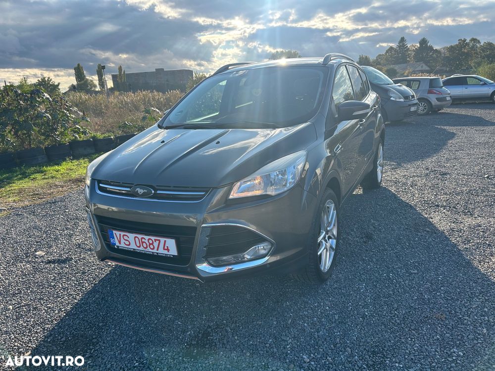 Ford Kuga - 2