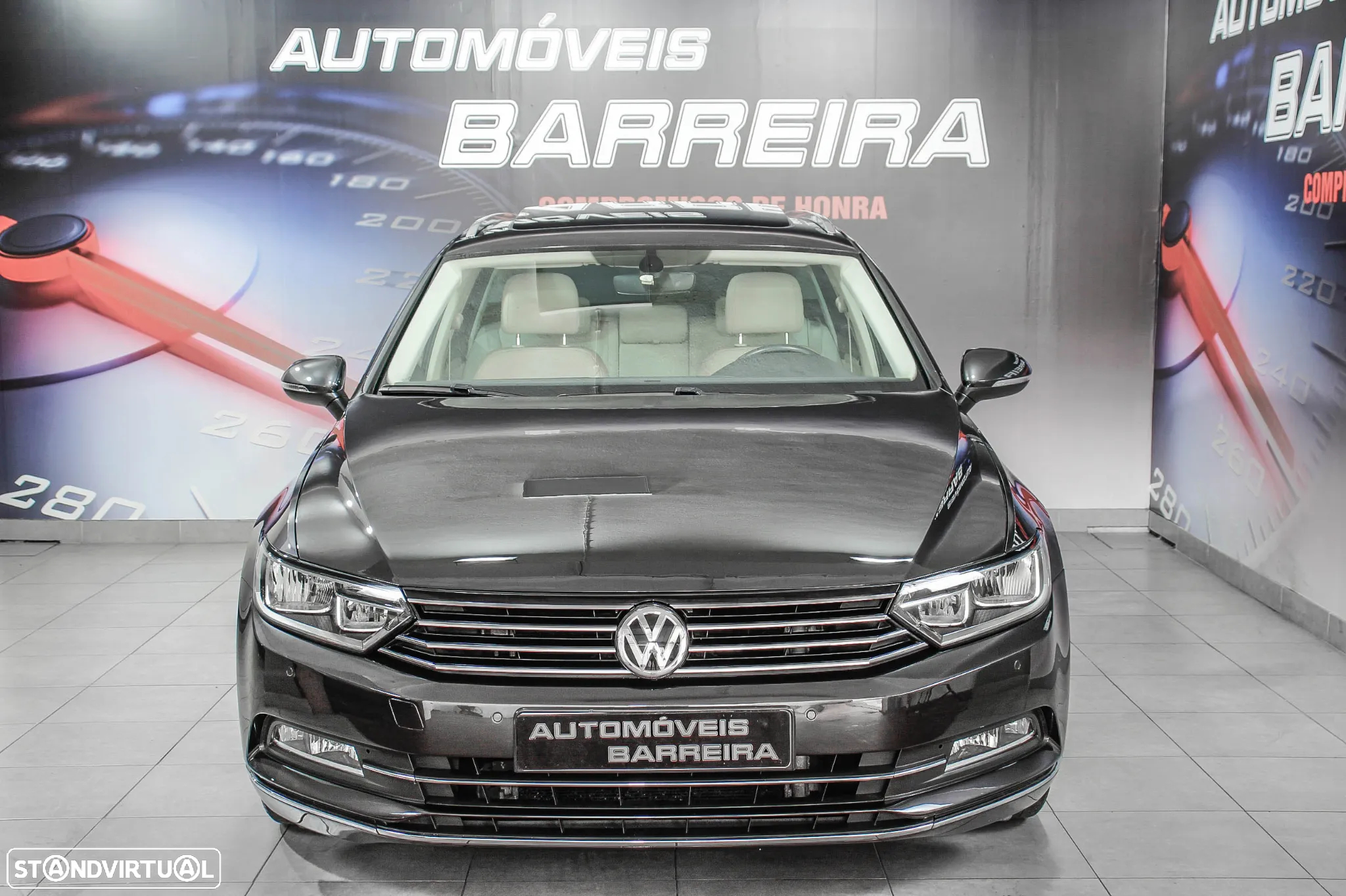 VW Passat Variant 2.0 TDi Highline - 22
