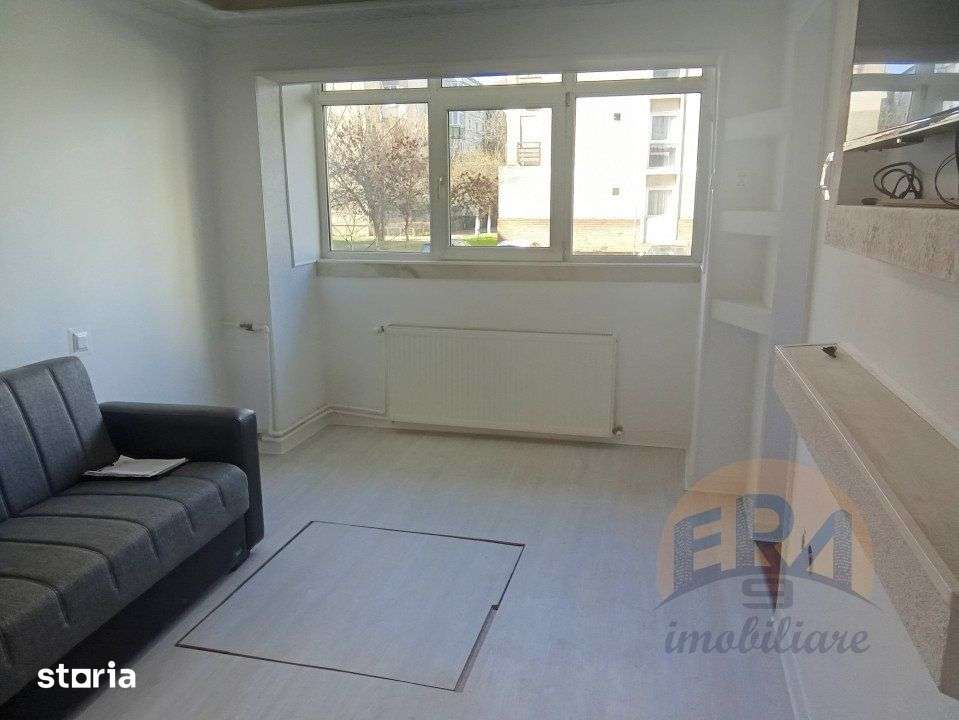 Apartament 1 camera, (30 mp+ un beci de 18 mp) Str Rogerius, Str. Sova — fotografia 2