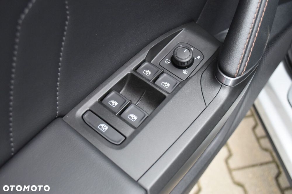 Cupra Formentor 1.4 e-Hybrid DSG - 9